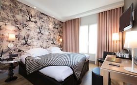 Hobou - Ex Hotel Acanthe